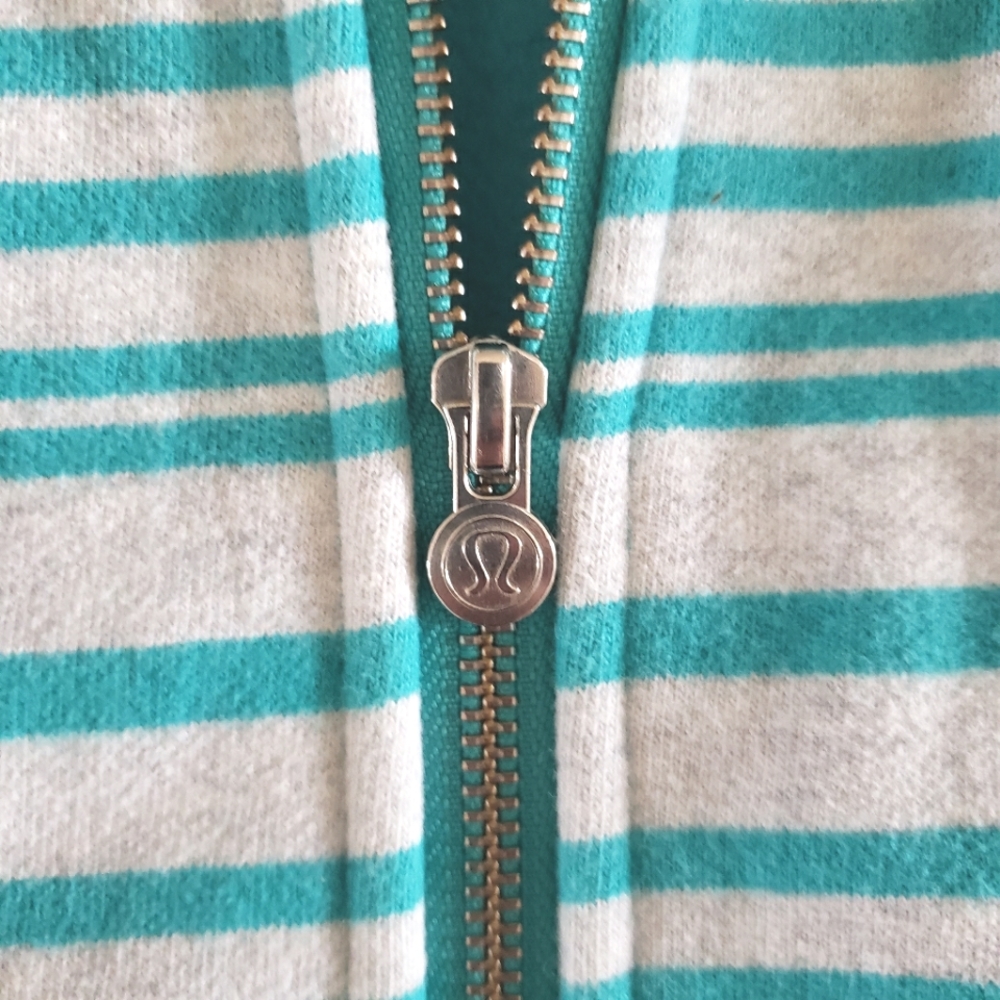 Lululemon – Striped Zip Up Hoodie Teal & Gray Patterned Sweater Thick Bu… - Picture 6 of 6